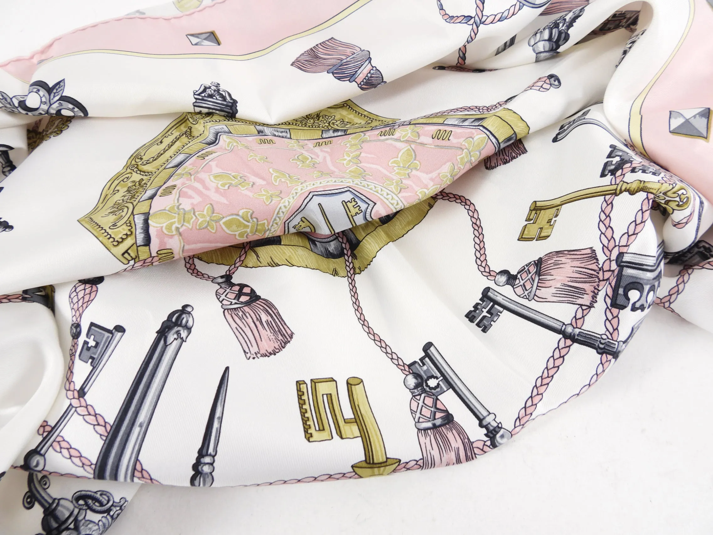 Hermes Shell Pink and White Les Cles Silk 90cm Scarf
