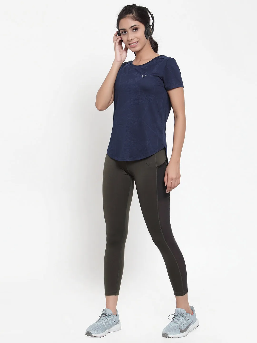 Invincible Women's Ultra Jacquard Tee
