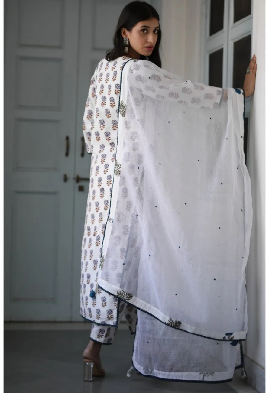 Kiara white handblock print small booti straight set
