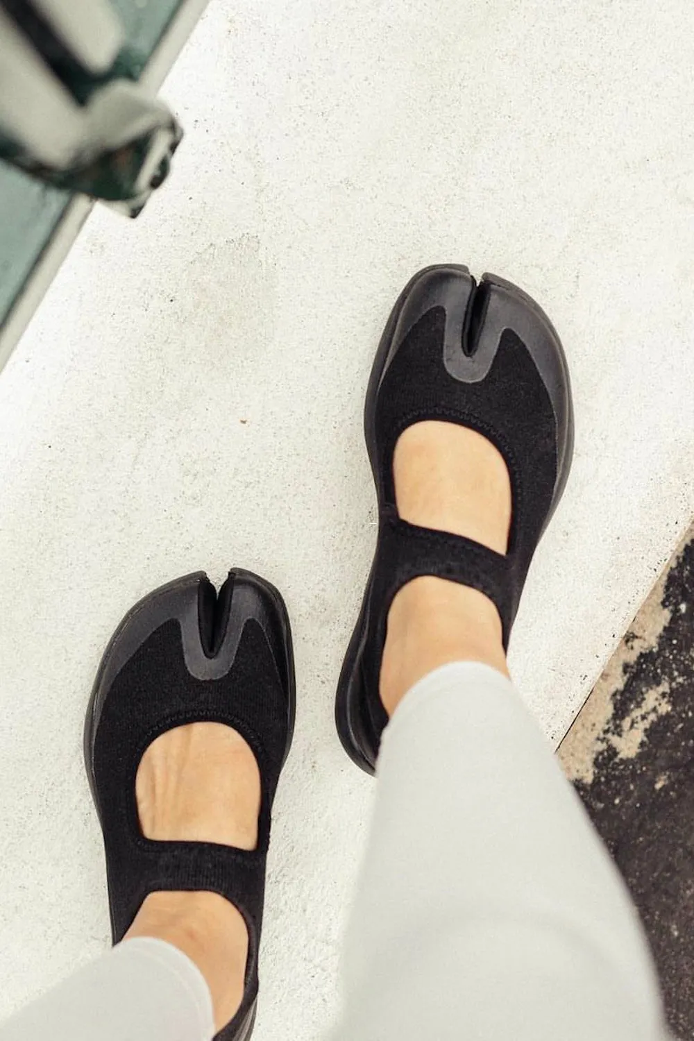 Tabi Sandal | Black
